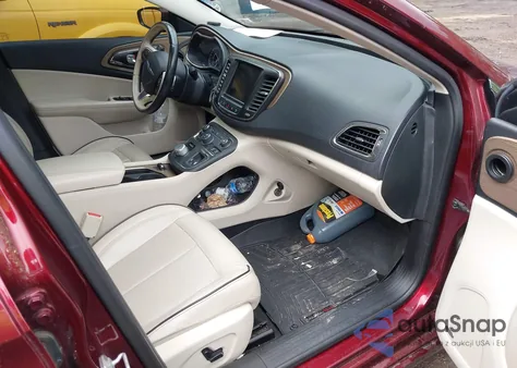 2015 Chrysler 200 C z USA, uszkodzony, nr VIN 1C3CCCEG0FN678419